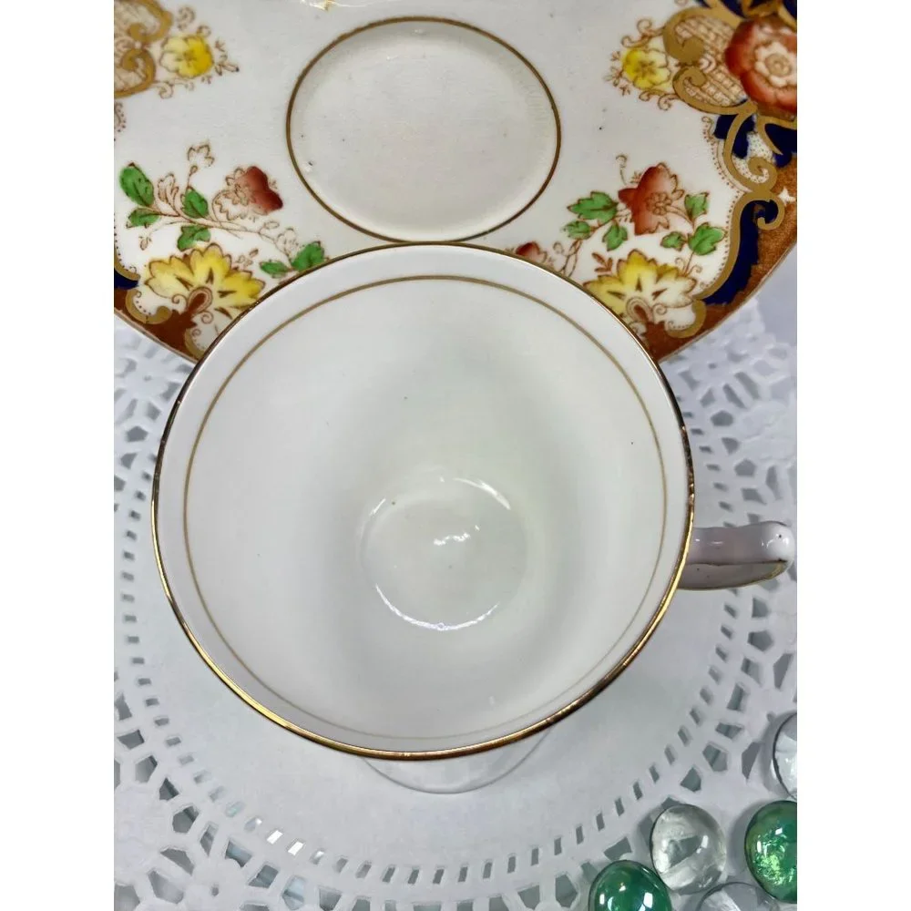 Rosina England tea cup saucer,‎ floral teacup gold trim, rare finding.
